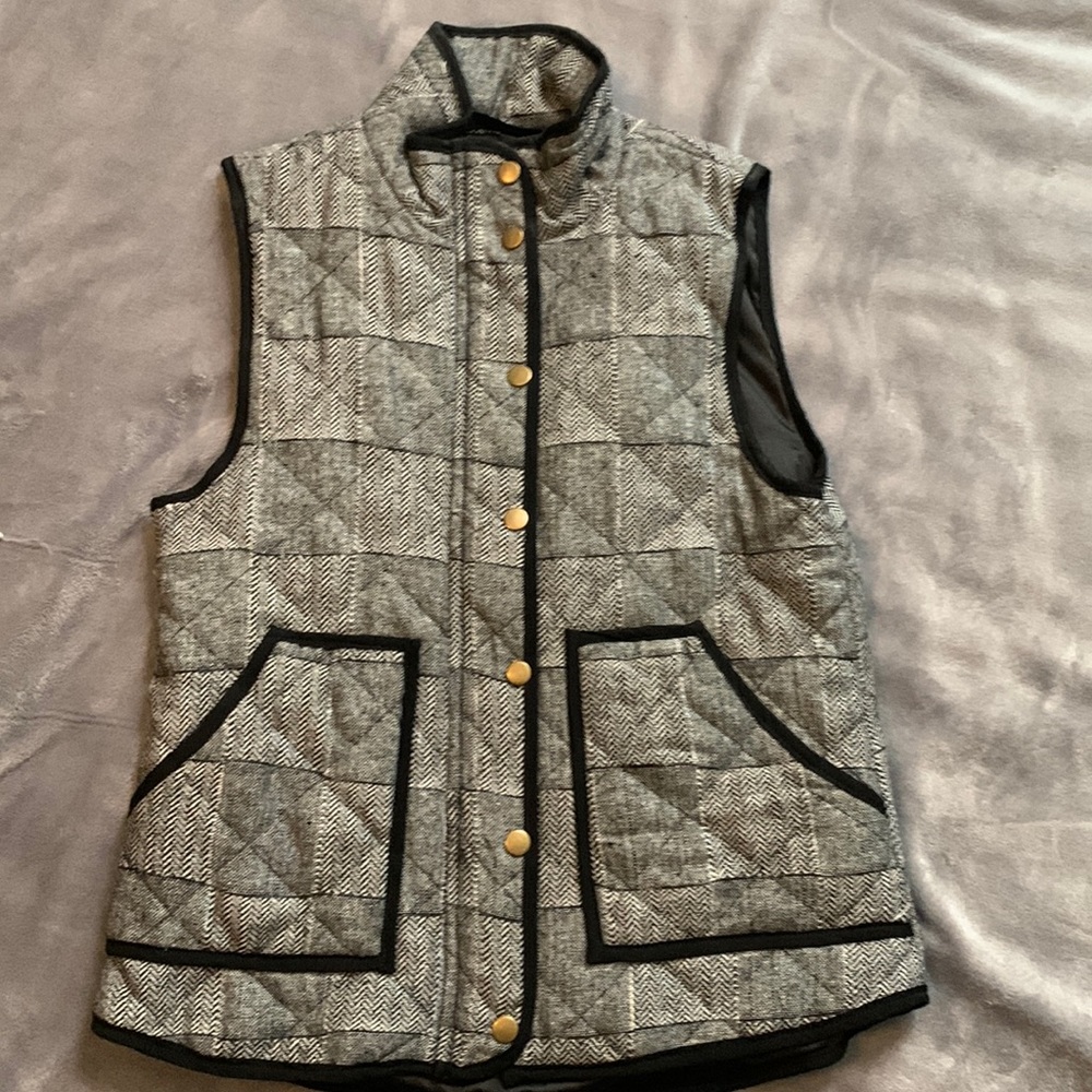 Black and white vest